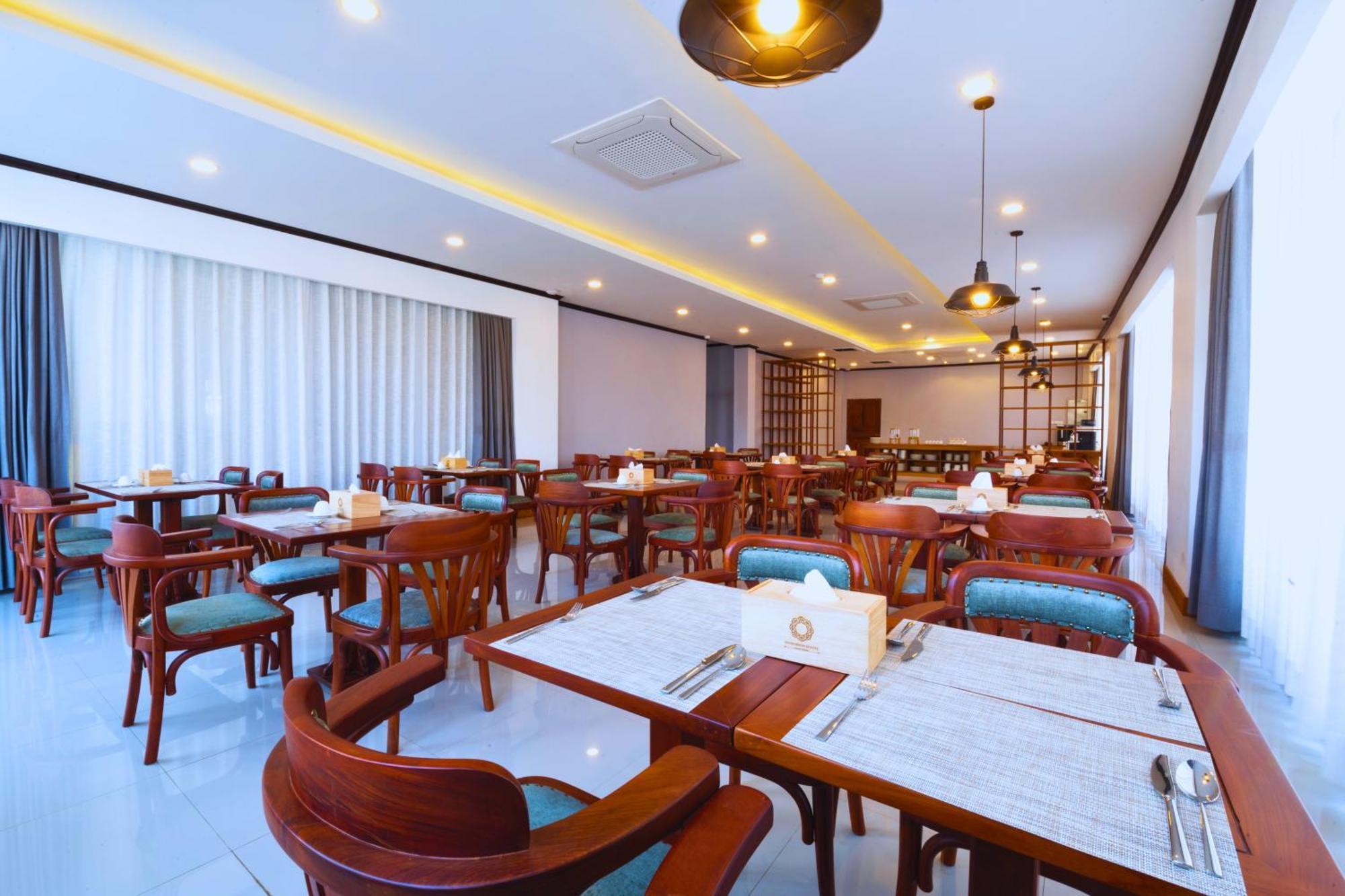 Oudomsin Vangvieng Hotel Vang Vieng Esterno foto